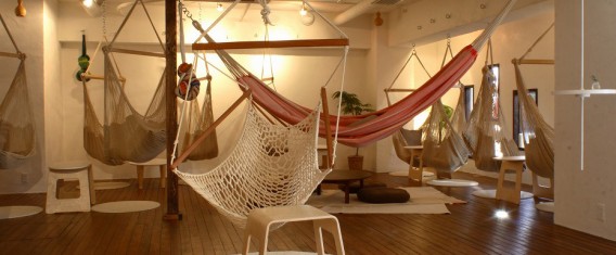 mahika mano 吉祥寺　ハンモックカフェ　マヒカマノ