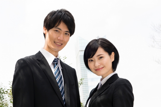 新社会人の男女