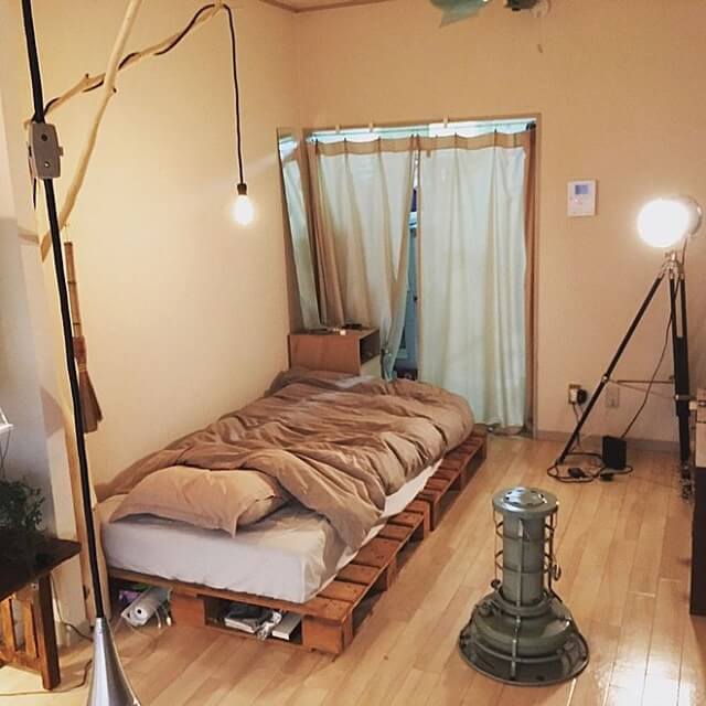 男性の一人暮らし部屋