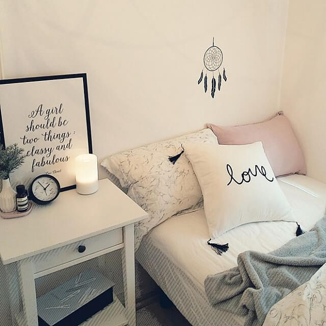 脚付きマットレス事例