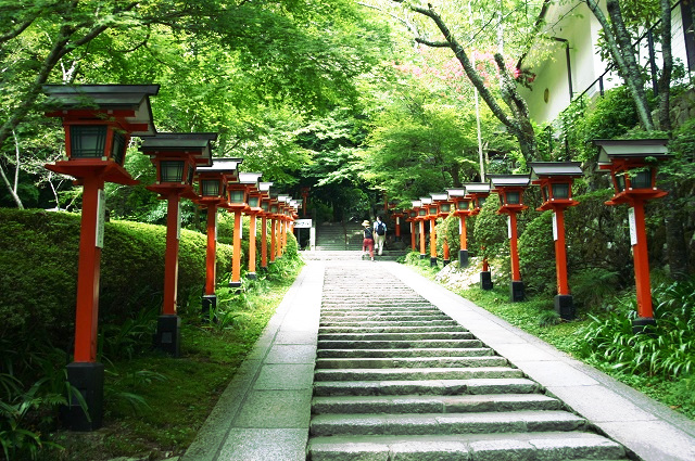 貴船神社